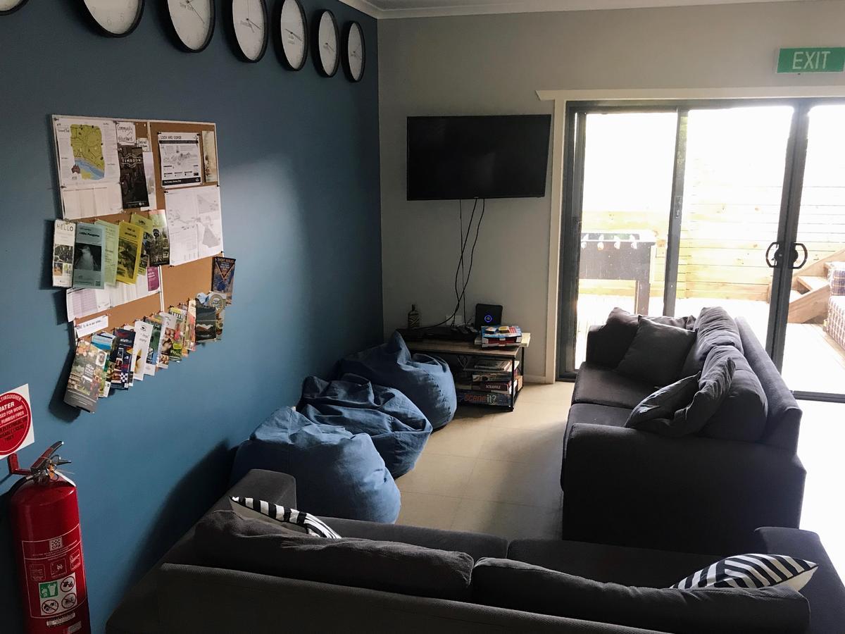 13Th Apostle Backpackers Hostel Принстаун Екстериор снимка